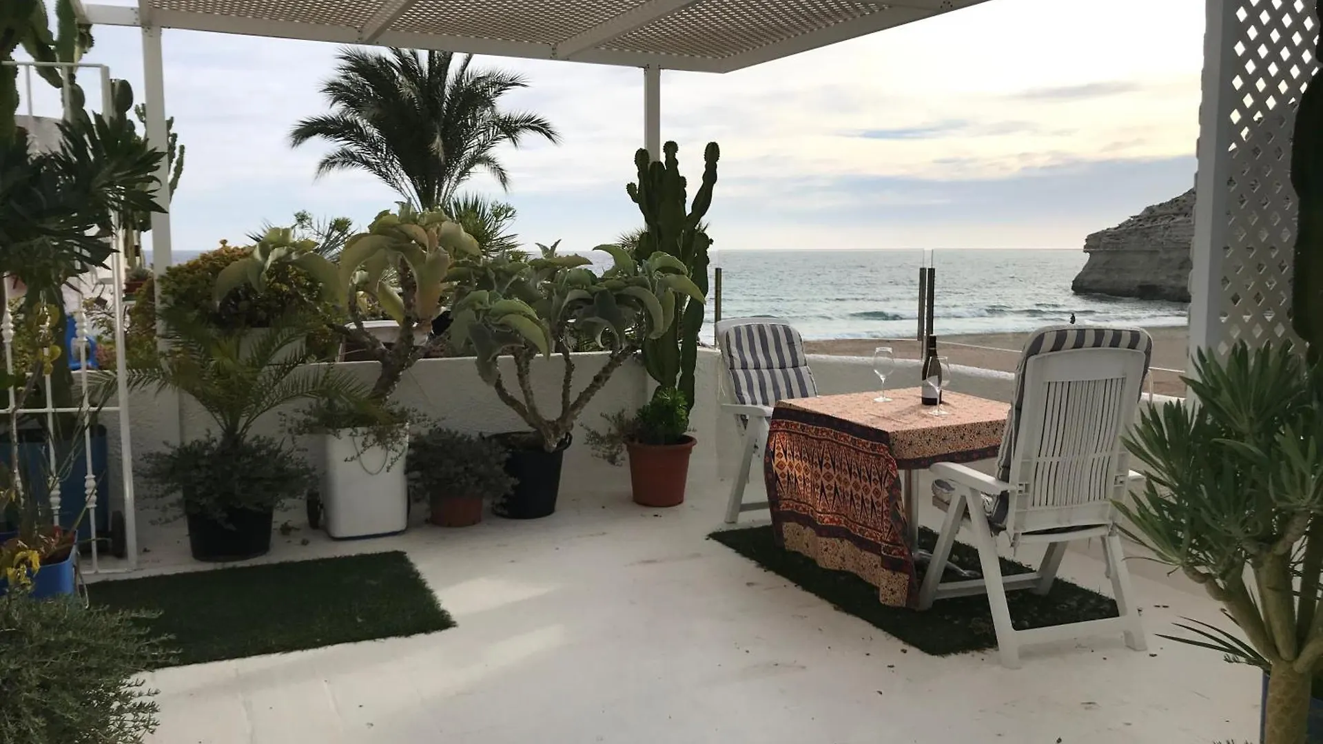 El Jardin Del Camaleon Apartment Agua Amarga